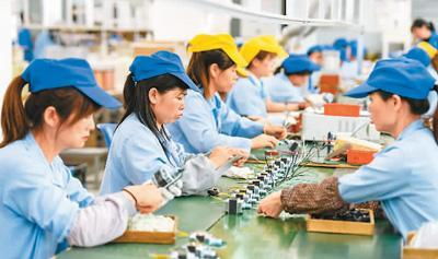 解讀《關于推動外貿穩規模優結構的意見》 18條新政“新”在何處